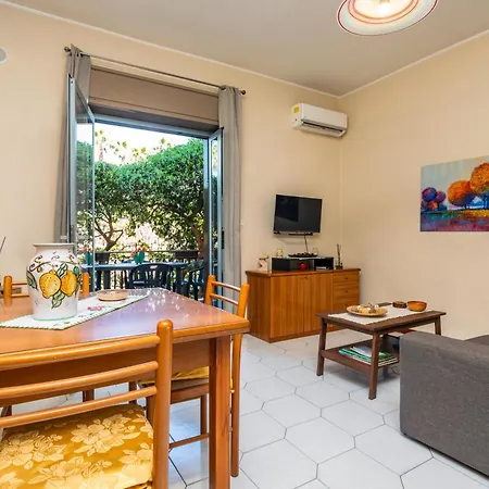 Casa Musa Giardini-Naxos